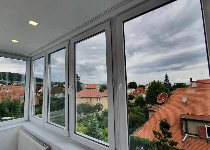 Sunny And Cozy, Апартаменти Брашов