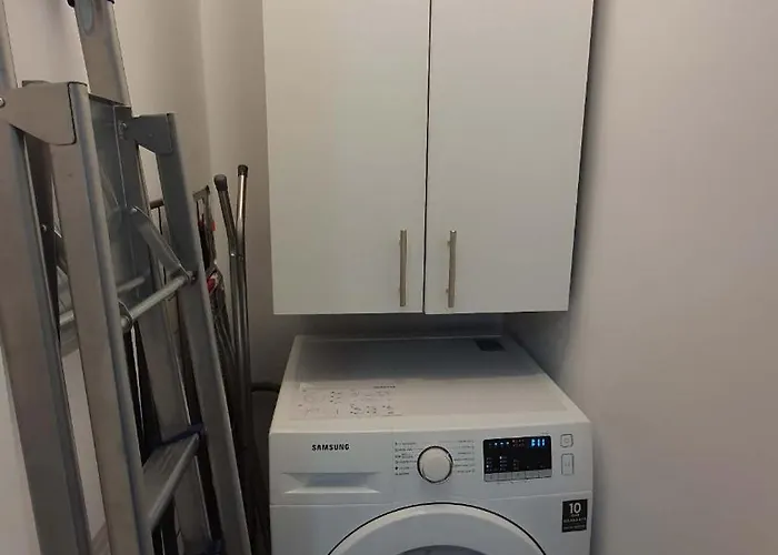 Sunny And Cozy, Апартаменти